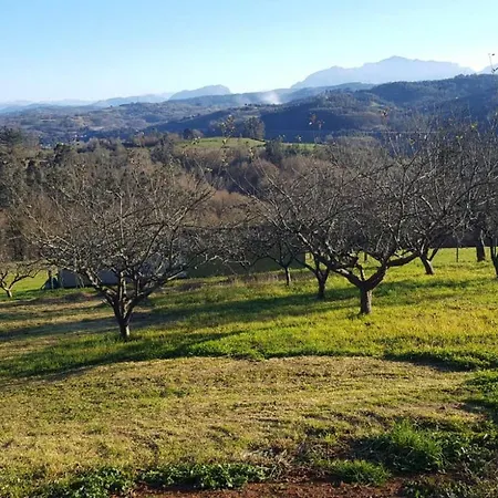 Casa Con Jardin Con Estupendas Vistas