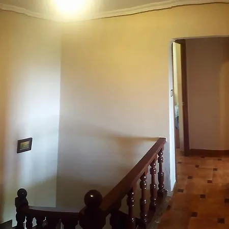 Casa Con Jardin Con Estupendas Vistas Anzo